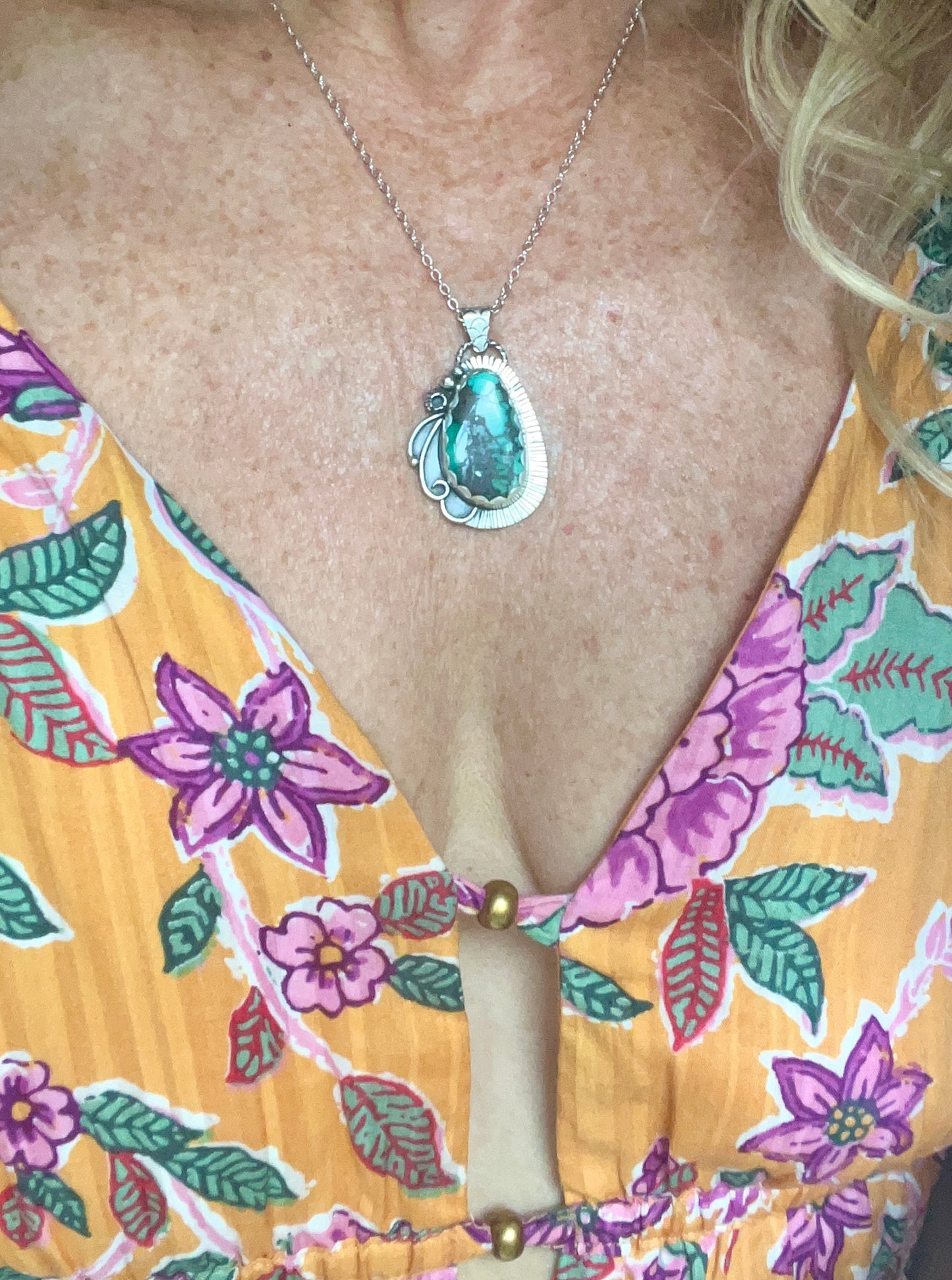 Cove Pendant Necklace with Variquoise