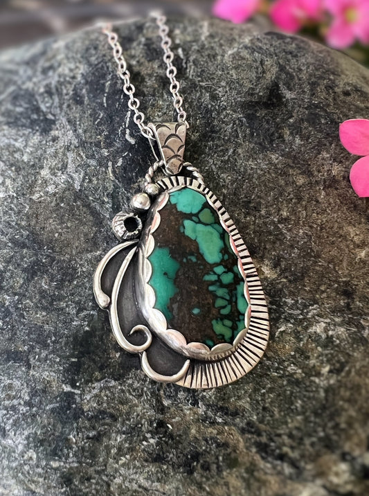 Cove Pendant Necklace with Variquoise