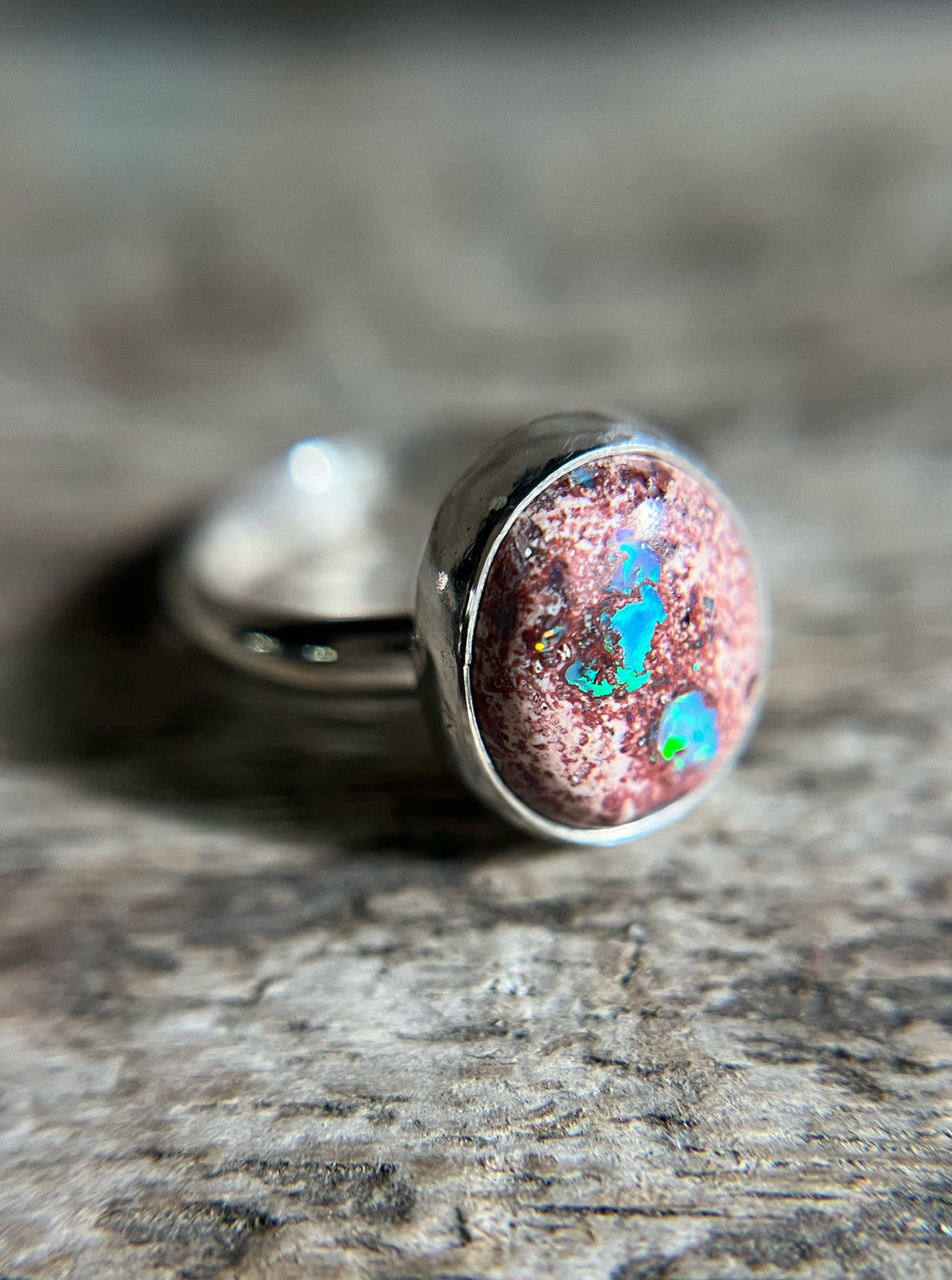 Vessel Ring with Mexican Opal • Size 7.75
