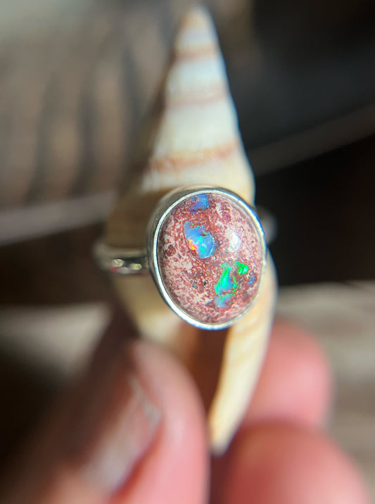 Vessel Ring with Mexican Opal • Size 7.75