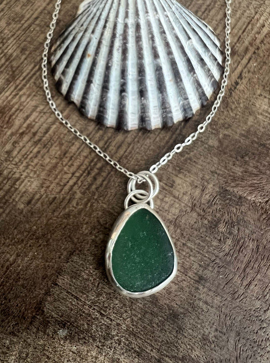 Beachcomber Pendant with Deep Green Seaglass